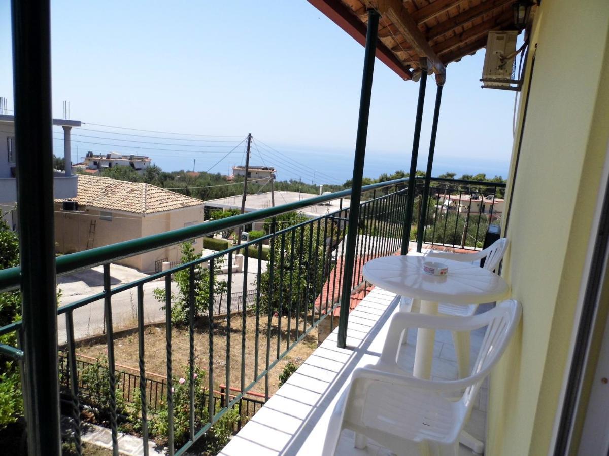 Villa Nefeli Loutsa  Exterior photo
